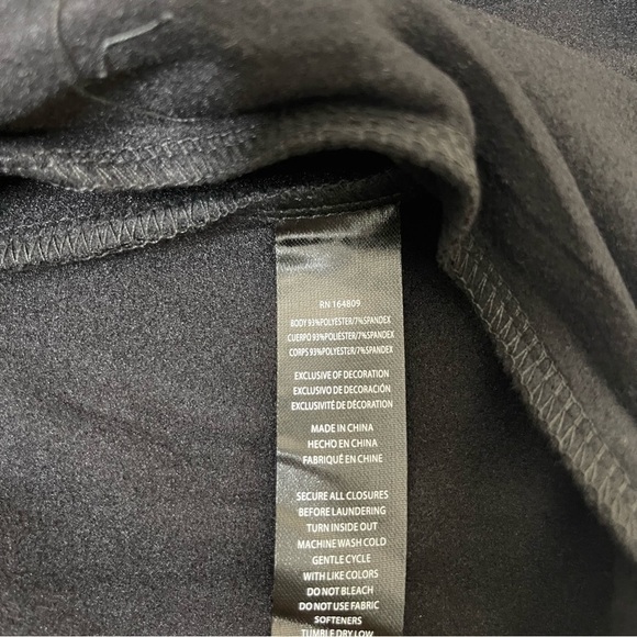 NEW Eddie Bauer Black Quarter Zip Mock Neck Pullover Shirt US L - Picture 7 of 7